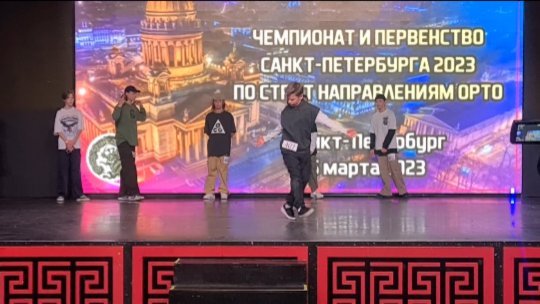 aka.spb в LOOKY. . Он бесподобен 👍🕺💪...