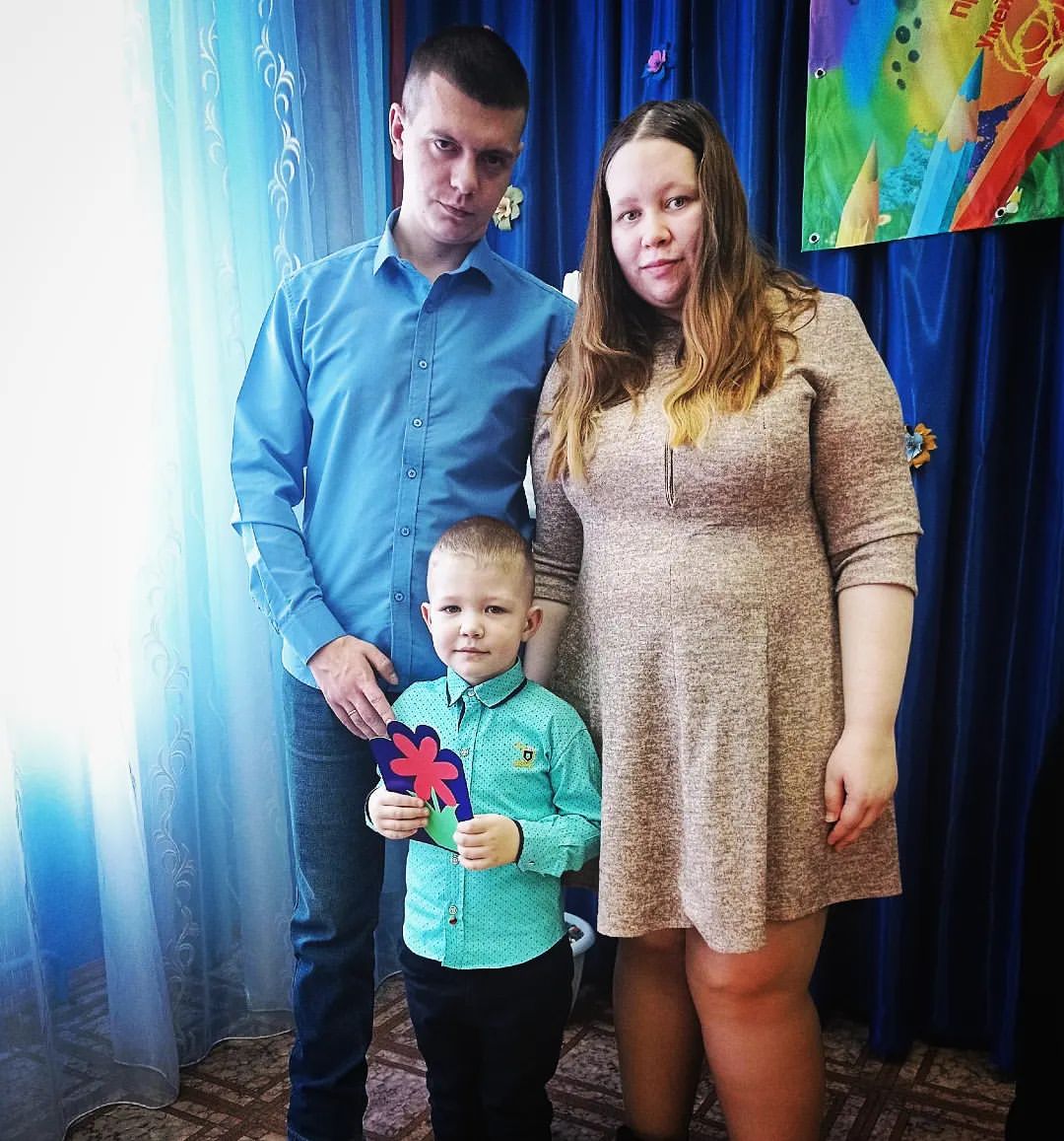 nektoark2708 в LOOKY — Мои родные❤
Наш праздник 06.03.2023
Утренник в детском саду 