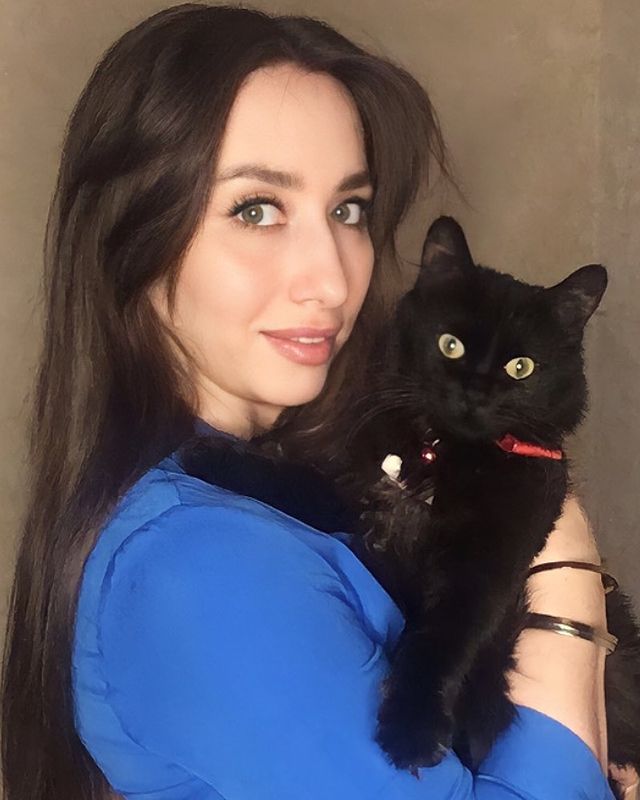 aiva.taro в LOOKY. #8марта,#будни,#кот,#красота. 🌸 🌸 🌸

Милые и пр...
