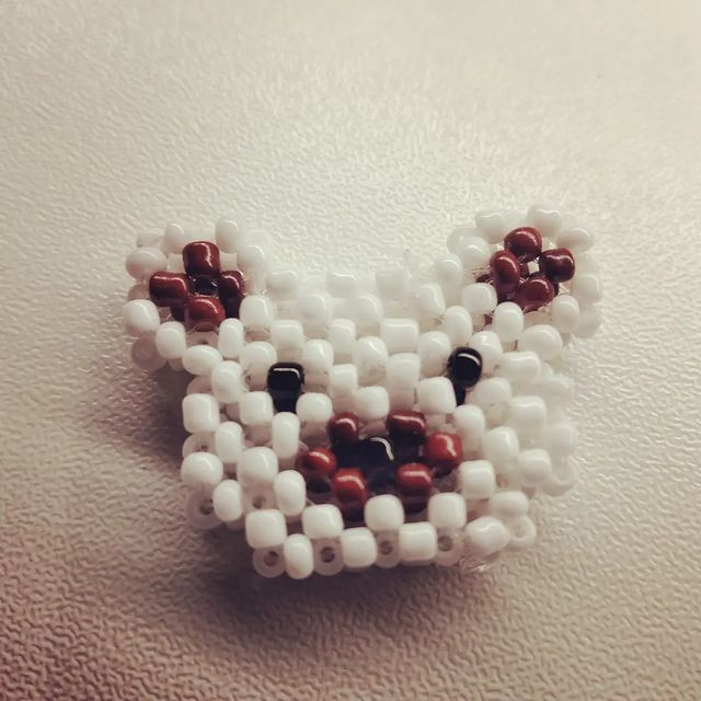 mihac_pin в LOOKY. #бисер,#бисероплетение,#beads,#beading,#beautiful. Cute beaded bear #би...