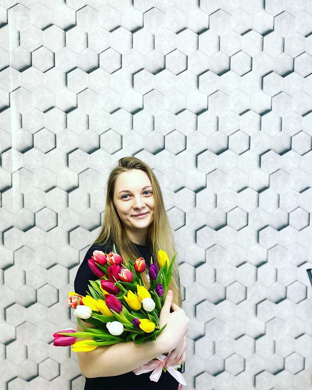 aniretake.rednaxela в LOOKY. #спраздникомдевочки🌷,#8марта💐,#цветы,#букет,#моилюбимыецветы,#тюльпаны🌷. Вся лента пестрит в ...