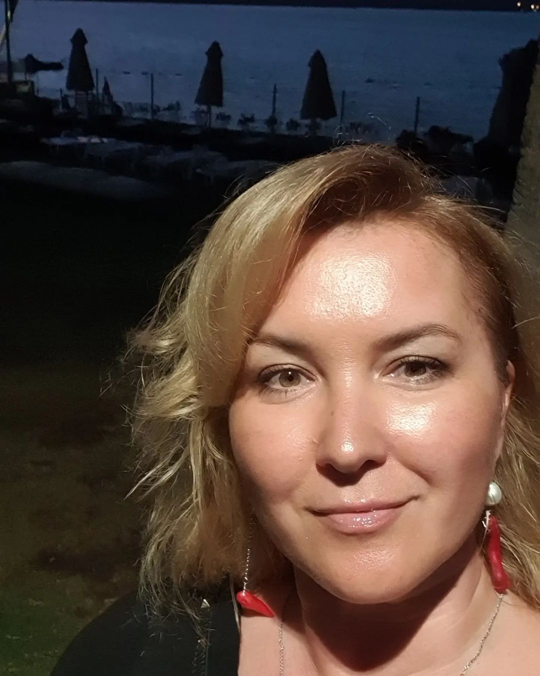 adelya_gucum в LOOKY — Дорогие женщины и девушки!

Поздравляю вас с весенним праздн