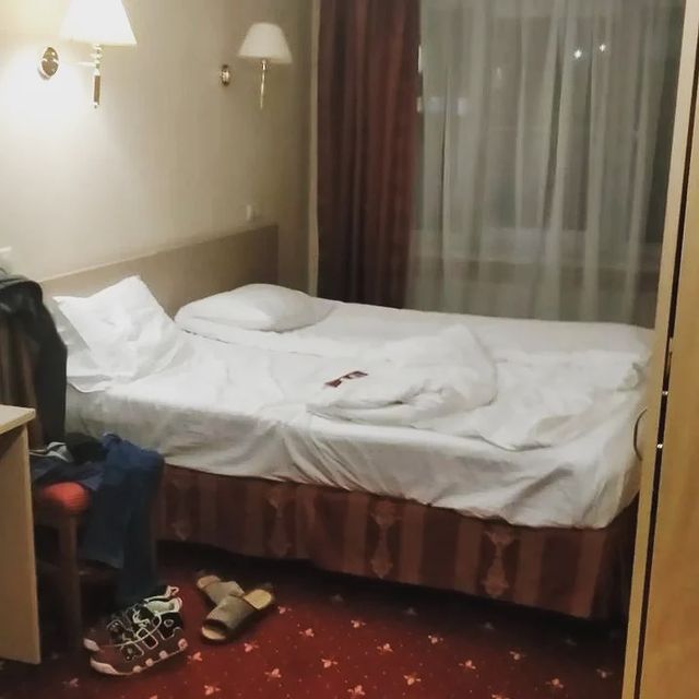 alviinwolf в LOOKY. #alviinwolf,#money,#hostel,#$$. Вытащил кое что из а...