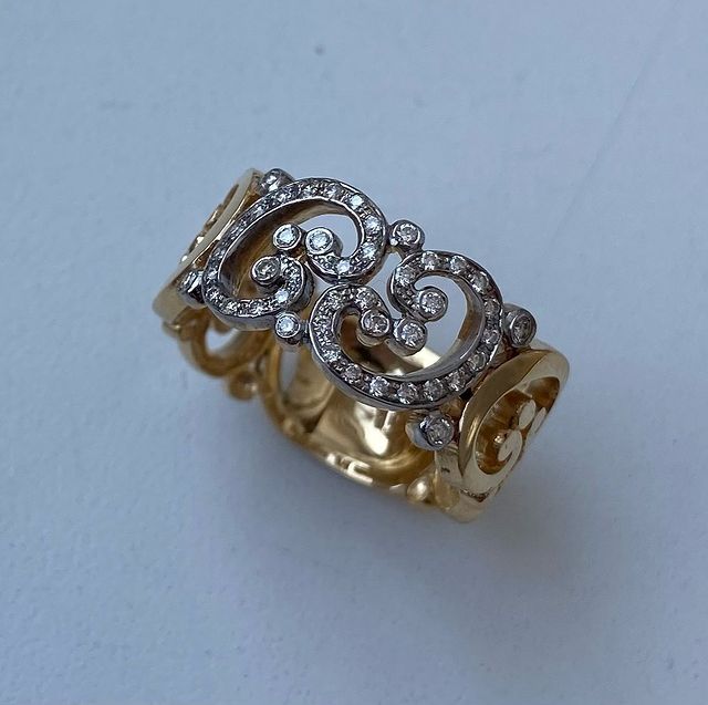 jewellery_15_v в LOOKY. #ring,#rings,#jewelry,#jewellery,#jewels,#кольцо,#кольца,#vladikavkaz,#владикавказ,#осетия,#vladko61,#ossetia,#alania,#ювелирныеизделия,#обручалки,#обручальноекольцо,#обручальныекольца,#обручальныекольцаназаказ. 585. Вес 6,5г. Разме...