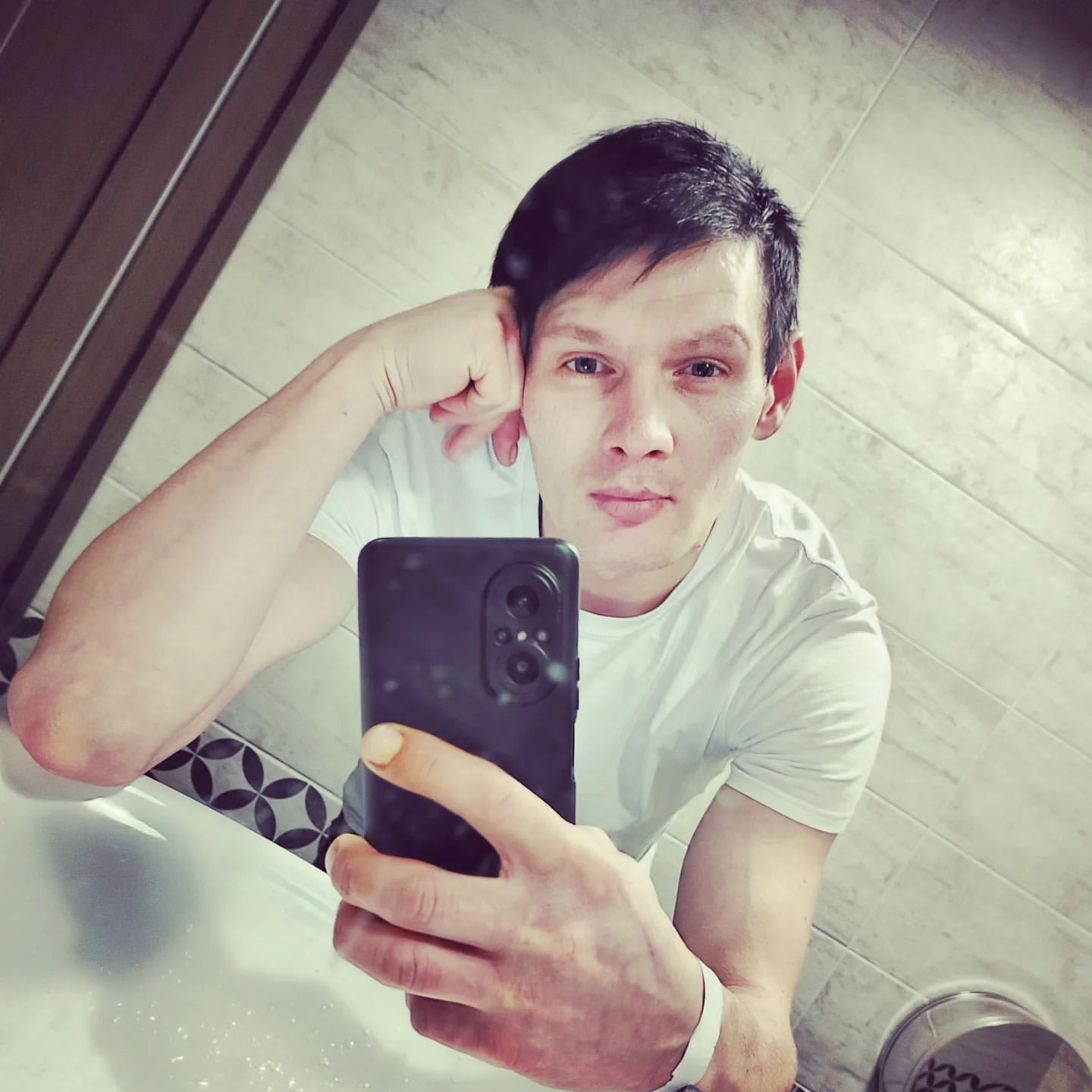 alex_hot_singer в LOOKY. #каквы,#alex_hot_singer,#alex_hot_project,#rekamendatsiya,#insta. Здравствуйте) Как вы...
