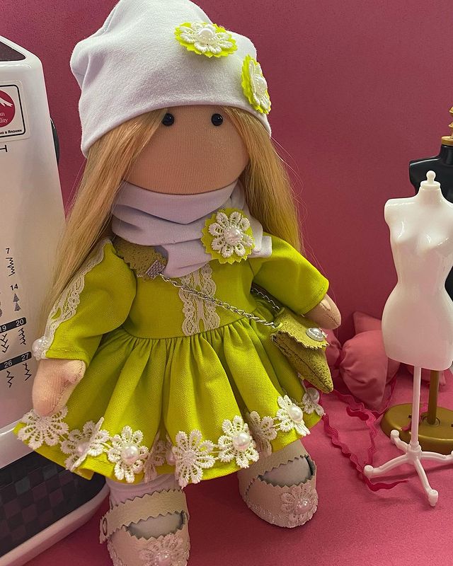 kse.kids в LOOKY. #кукла,#кукларучнойработы,#подарокребенку,#ручнаяработаназаказ,#интерьернаякукла,#игроваякукларучнойработы. Вот такая яркая дево...