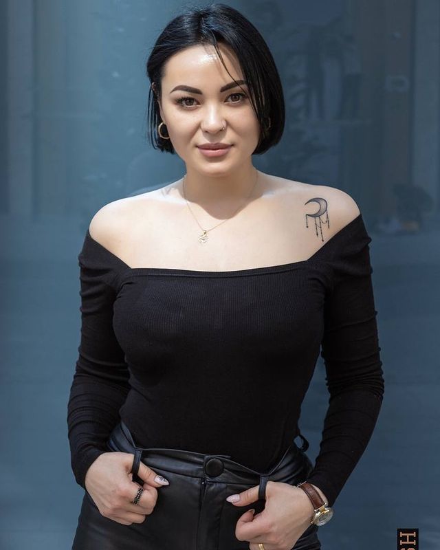 phtash в LOOKY. #phtash,#positive,#teenage,#person,#college,#colour,#glamour,#hairstyle,#lady,#look,#lovely,#model,#outfit,#peaceful,#shirt,#smile,#student,#teen,#teenager,#tender,#tenderness,#university,#youth,#head,#informal,#nice,#overall,#pretty,#smiling. #phtash
#positive
#...