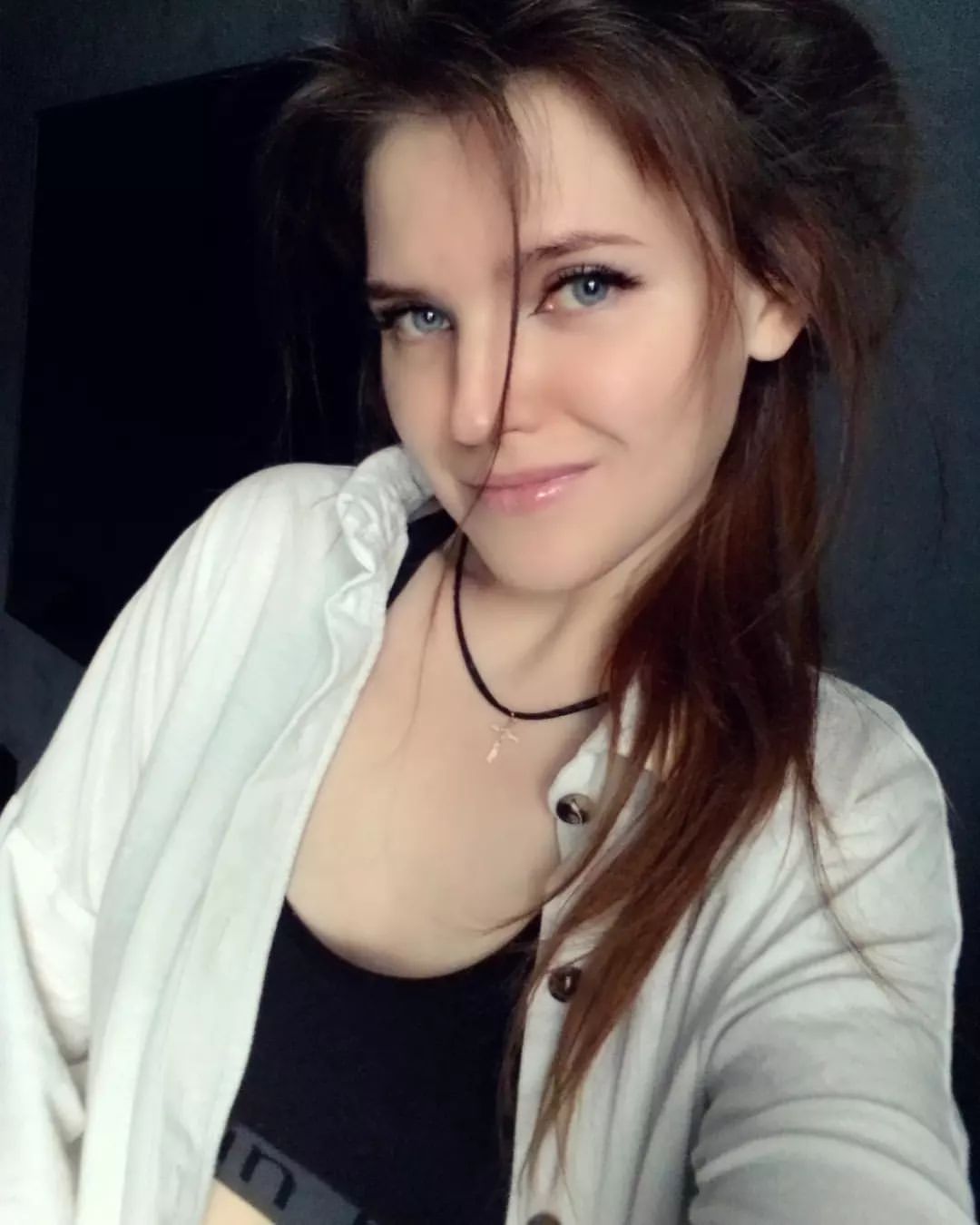 _
Инста уже не та... ⬇️
 😈
И мы уже не те...⬆️