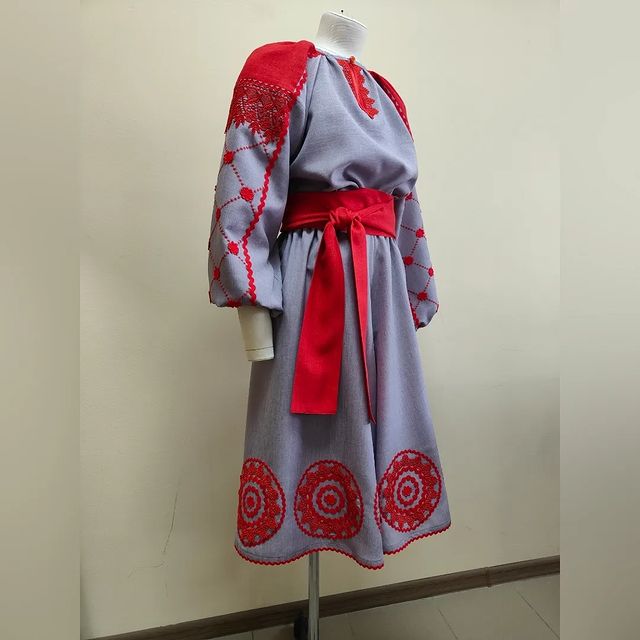 sovkasplushka в LOOKY. . В народном костюме э...