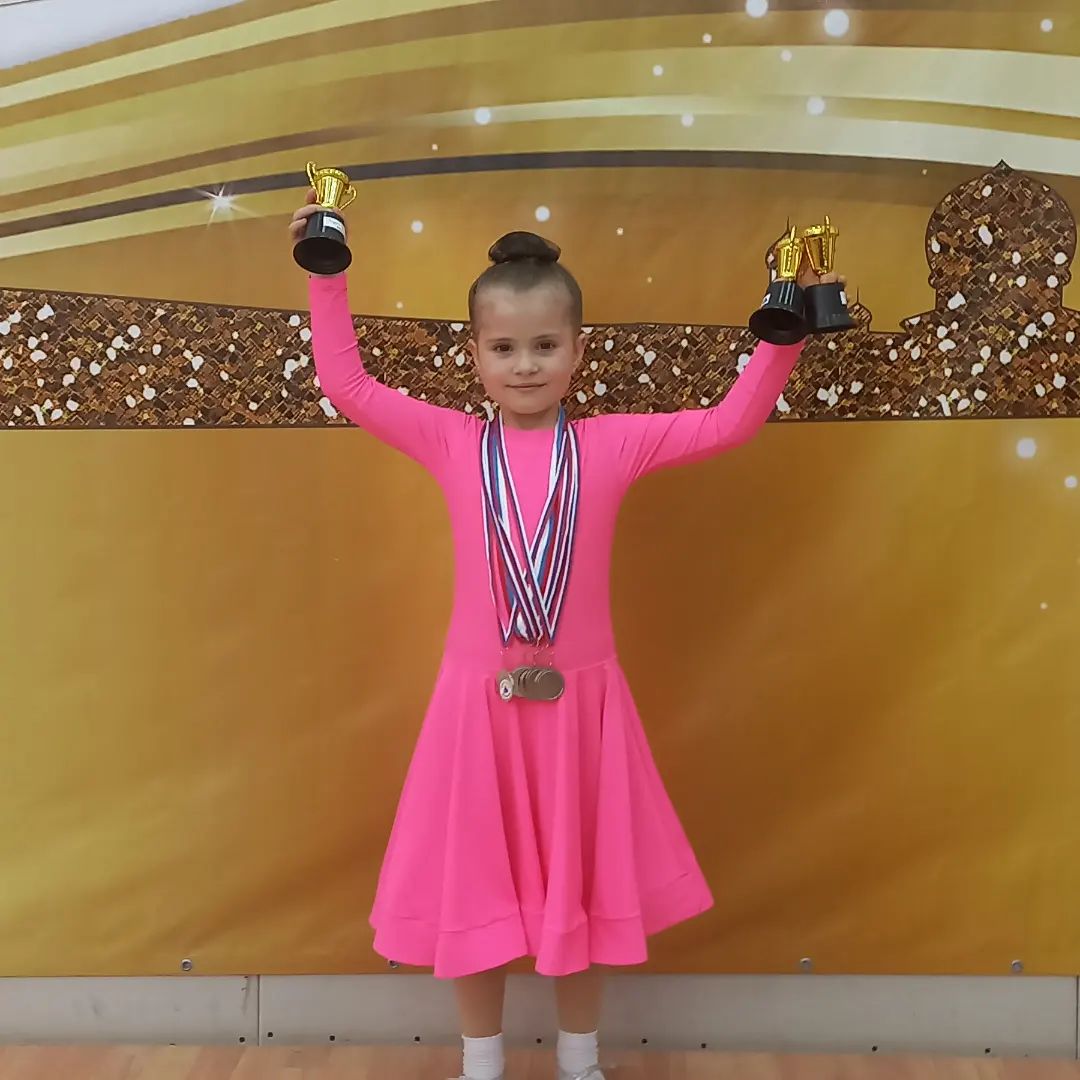 kulevoshka в LOOKY. . Мой цветочек!

Турни...