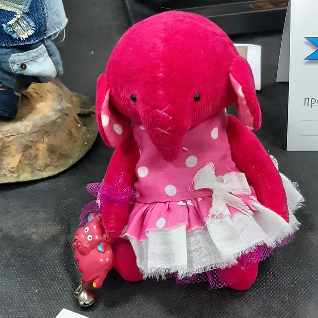 _littlemuse_ в LOOKY. #,#30дней_с_aniteddys,#тедди,#шьюплатье,#diycraft,#teddybears,#текстильныеигрушки,#творютедди,#любимоедело. - А, наряды то , нар...