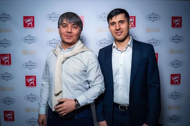 alexandrkabirov в LOOKY. . Люблю свою работу 🍾
