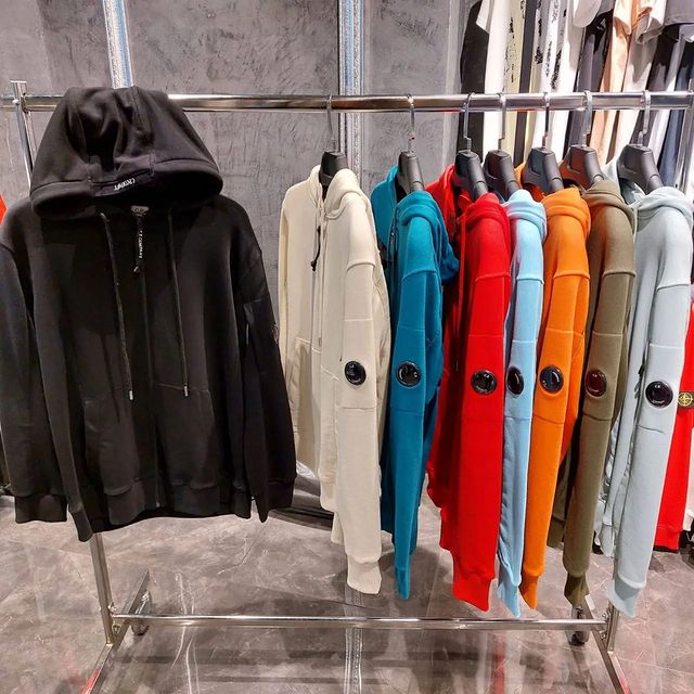fashion_avenue2.20 в LOOKY. . 🚨С.Р. Company🚨
Худ...