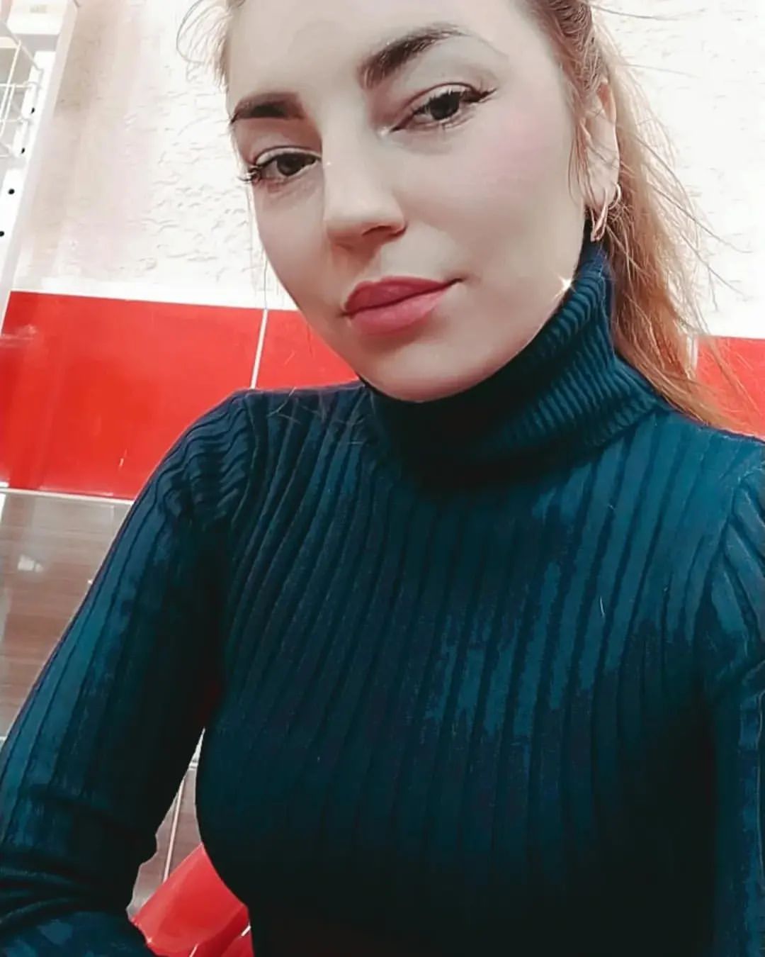 ekaterina.velikay in LOOKY. . null