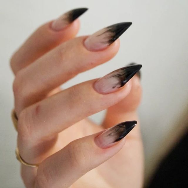 iq_salon в LOOKY. . null