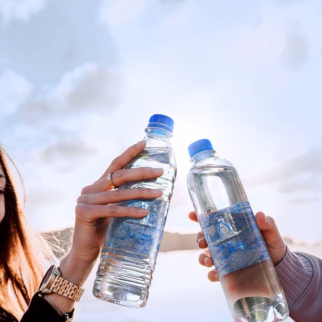 kingswater.official в LOOKY. #артезианскаявода,#качествопродукции,#природнаявода,#водадомой,#водавофис,#доставкаводы,#москва,#бесплатнаядоставка. 🍽 5 сочетаний проду...