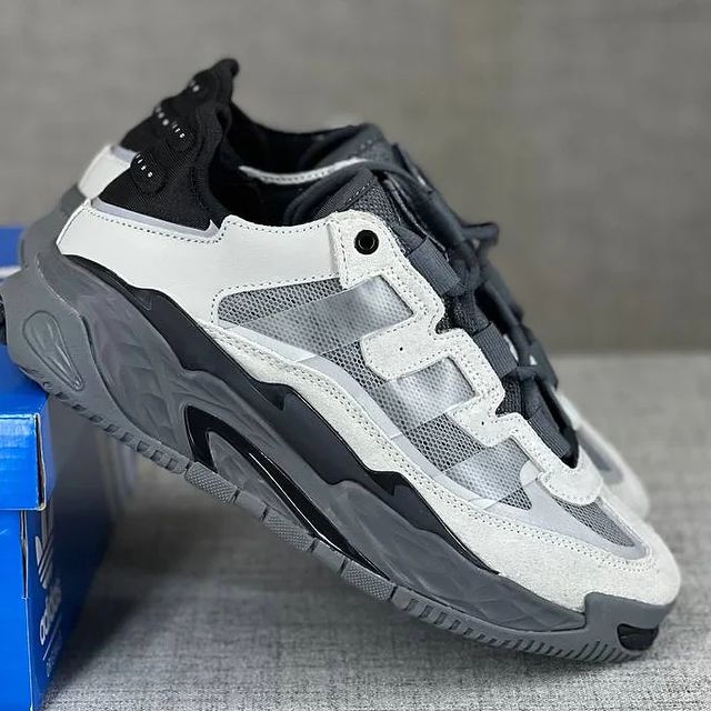 shoesby_bb в LOOKY. #кроссовки,#adidas,#кроссовкипетропавловск. NITEBALL 
Премиум ка...