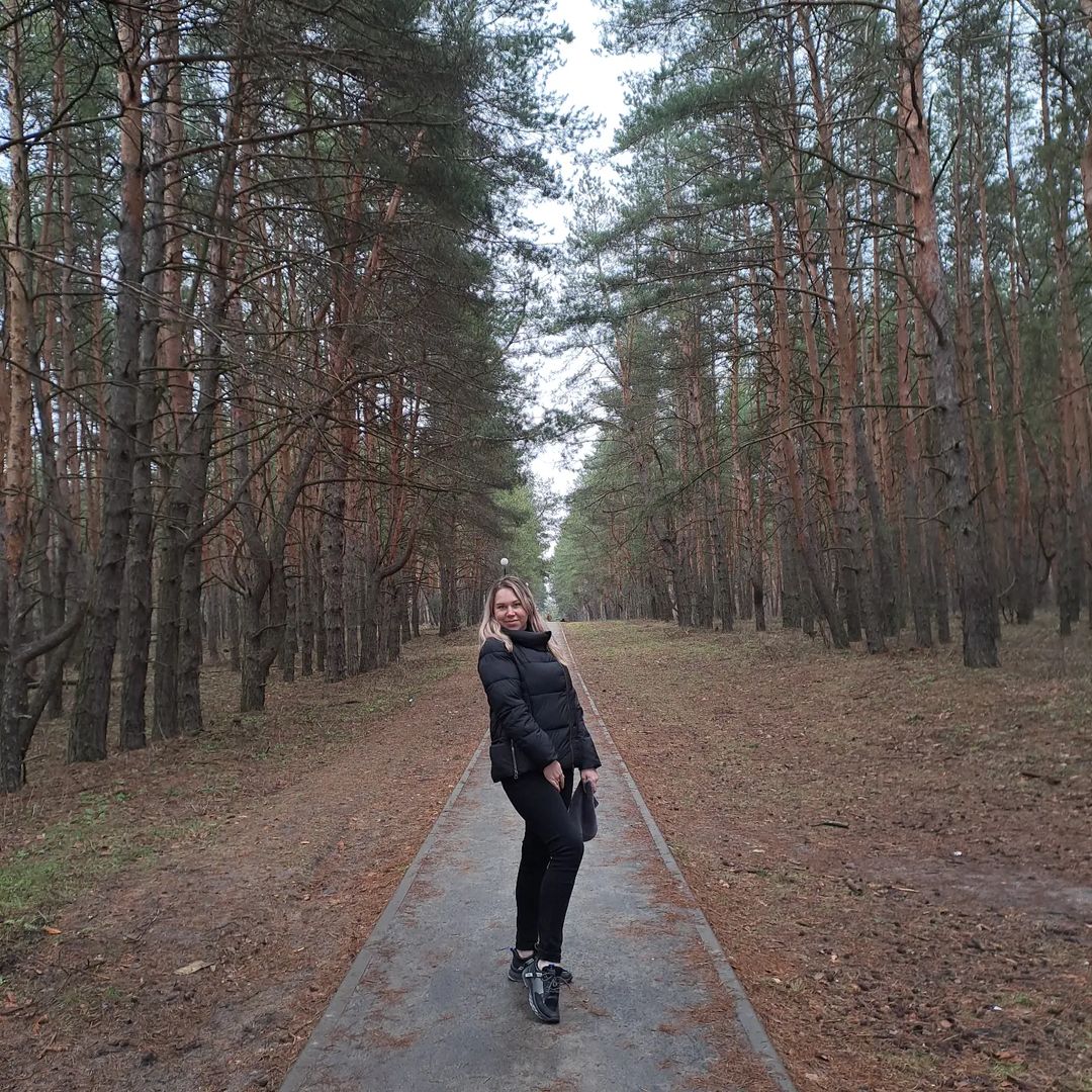 nadezhda_2202_m in LOOKY. . null