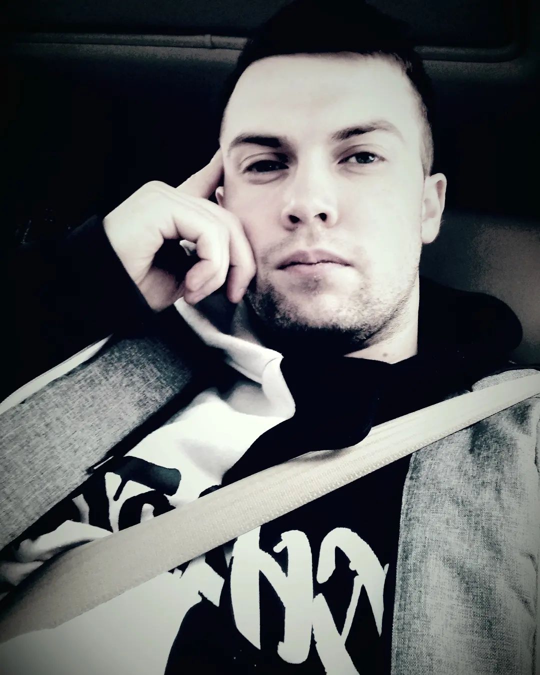 леонид в LOOKY. . null