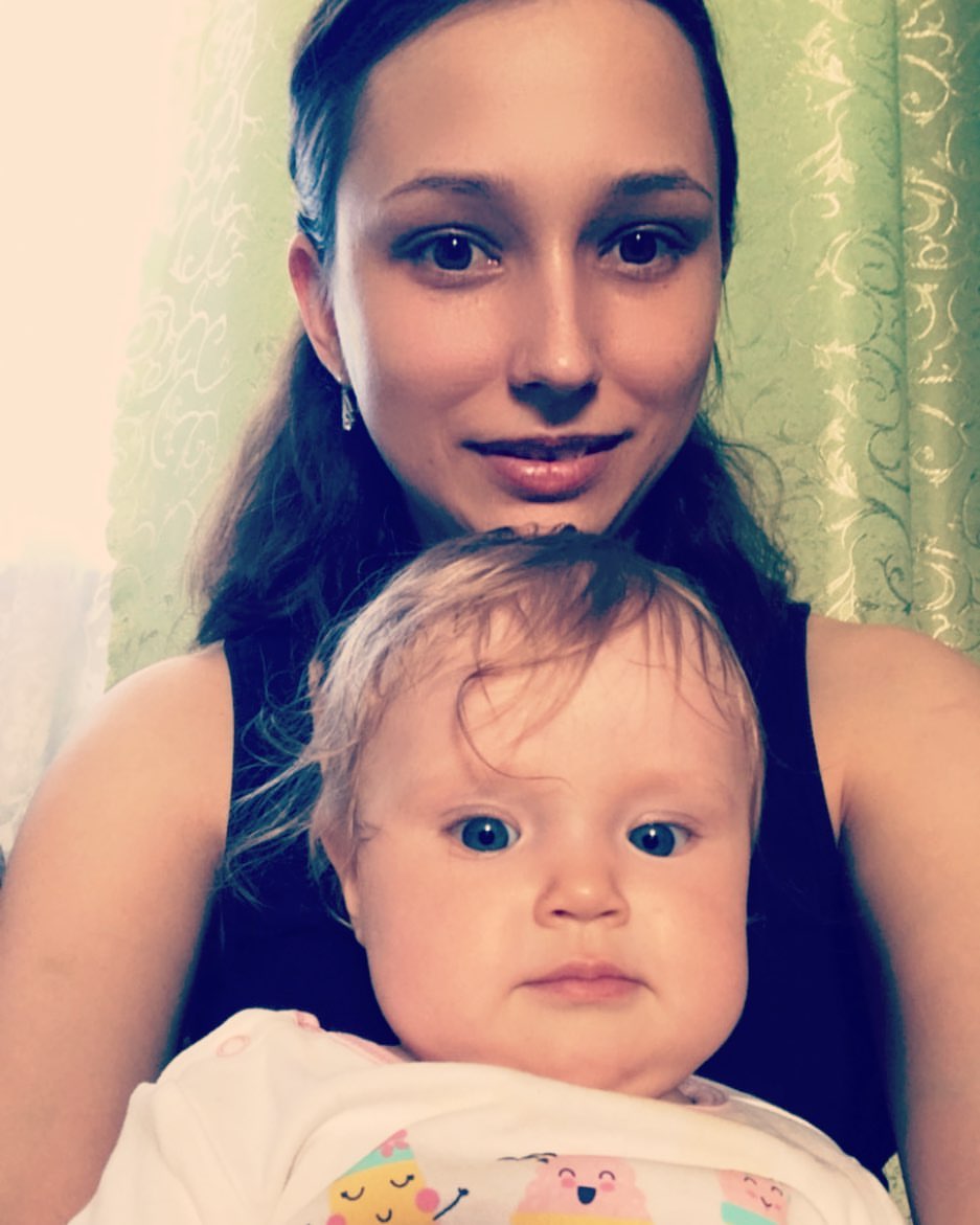 nasty_m10 в LOOKY — Говорят я — мамин хвостик❤️, Мне без мамы — никуда!👩‍👧 
Ну