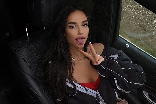 kossmosssanna в LOOKY. . null
