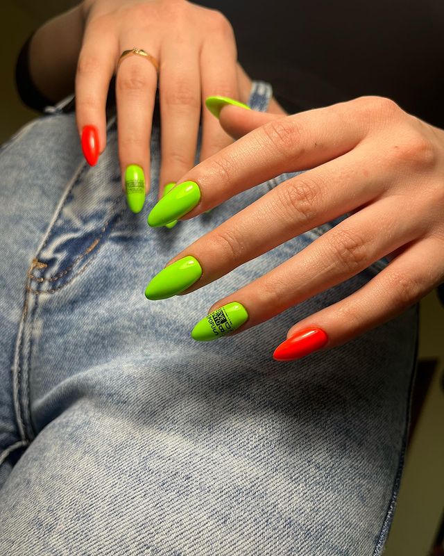 _lisa_yuliya в LOOKY. #гельлак,#яркиеногти,#гельлакнаногтях,#ногтиорëл,#покрытиебезопила,#ноготочки,#маникюрорел,#обучениеманикюру,#орëл,#впроцессе,#гельлакорел,#юлиялиса,#кроюподкутикулуанематом🦊. Прошло еще одно обуч...