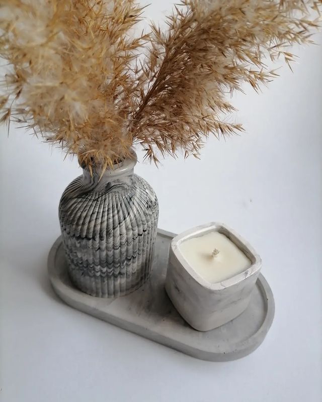 candles_by_dk в LOOKY. #подносручнойработы,#подносизгипса,#вазаручнойработы,#вазадлясухоцветов,#свечиручнойработы,#аромасвечи. Набор свеча и ваза д...