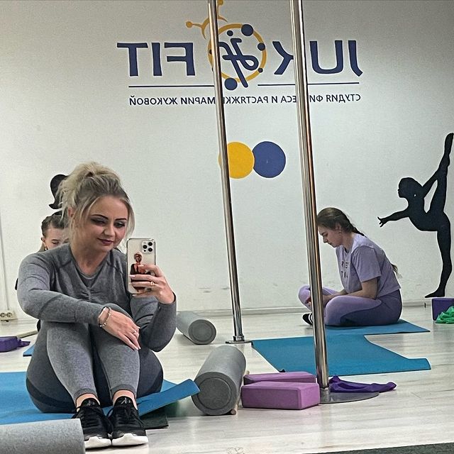 tasyulenka в LOOKY. #запискиногтепилки#блондинказарулем#проектясама. Как я говорила ранее...