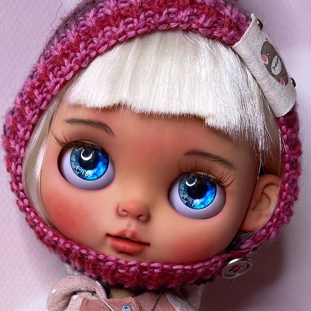 blythes_boutique в LOOKY. #блайз,#куклаблайз,#карвингблайз,#блайзкупить,#блайзкастом,#куклыручнойработы,#клубинстадолл,#blythe,#blythedoll,#blythedollcustom,#customblythe,#blyhtelover,#blythelove,#ooakblythe,#blythedollcustom,#blytheworld#usa#tokyo#doll,#натуральныеволосы,#dollycustom,#icydoll,#holaladoll,#blythelips,#ブライス. Малышка ищет любящий...