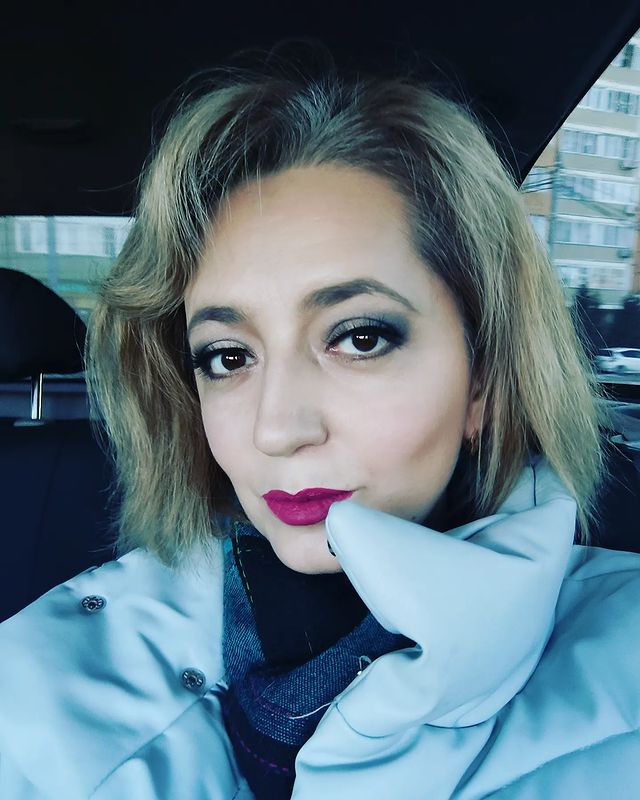 yana_poltorzhitskaya в LOOKY. . С днём театра!
Лично...
