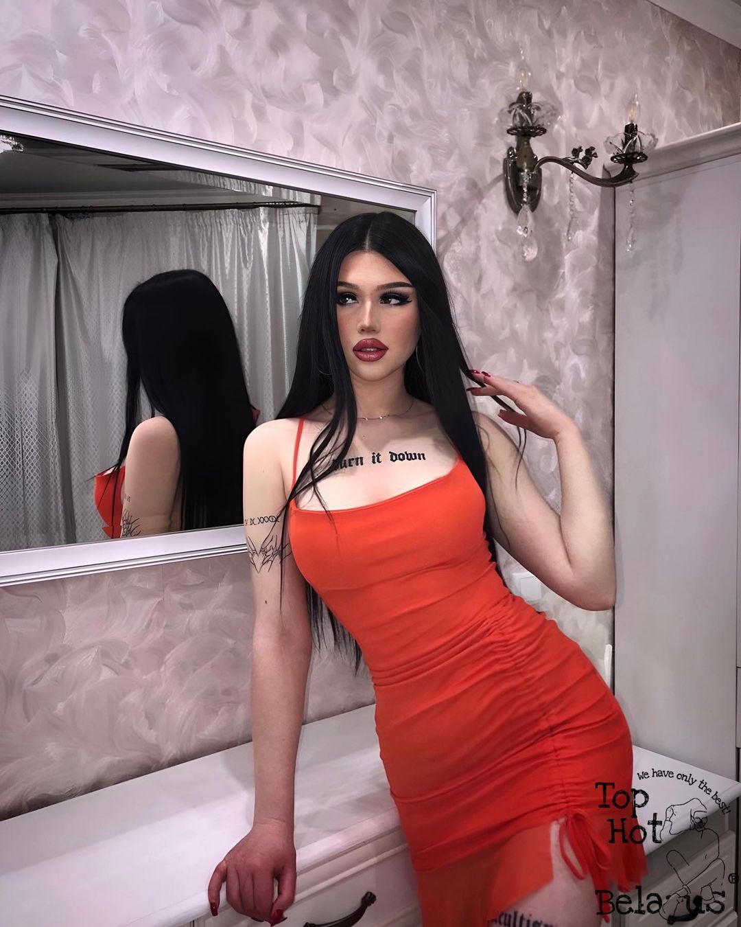 hot.top.belarus_2.0 в LOOKY — На фотографии : @vverroniikaaa 
Хочешь продвигать свою фотог