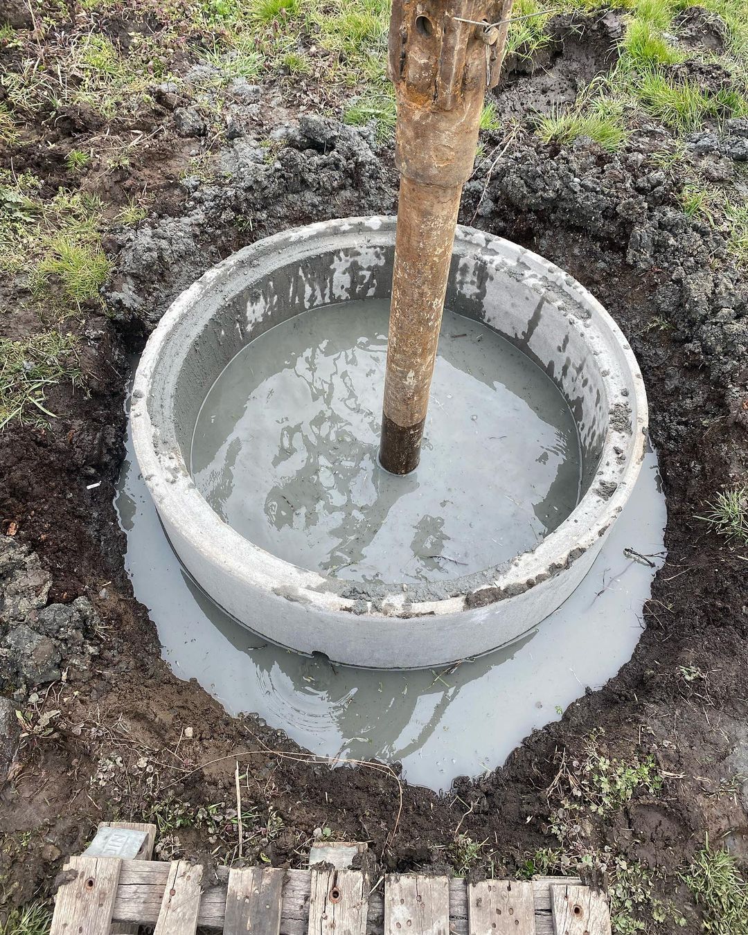 Колодец для воды и дачи водяной 😂