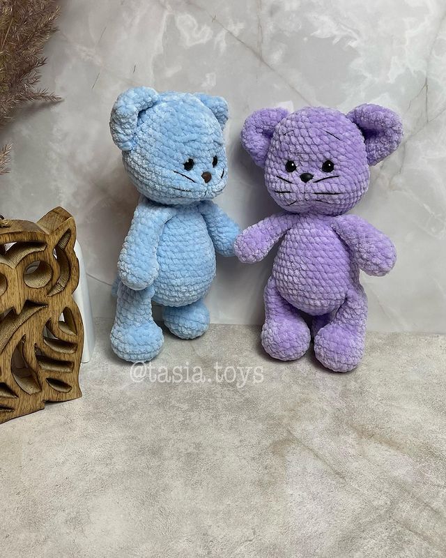 tasia.toys в LOOKY. #милыеживотные,#милыекотята,#вязаныеигрушки,#подарокжене,#подарокмаме,#подарокподруге,#ручнаяработаназаказ,#ручная_работа,#подарокребенку,#плюшевыйкот,#котенок,#вяжукрючком,#москва,#кот,#котик,#котики. КОТЯТА 🐱🐱В НАЛИЧИИ...