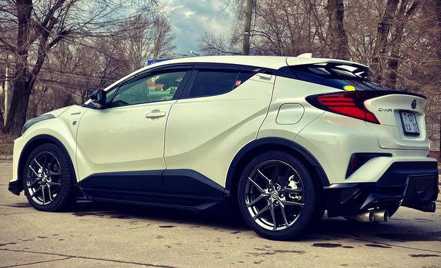 mikedenisow в LOOKY. #Toyota,#chr,#grsport,#TRDlimited. Welcome to the famil...