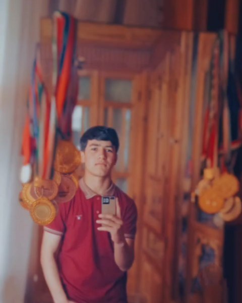 ochillov_67 in LOOKY. #топ#rels#layk🖤koment💬storis💎. #топ#rels#layk🖤kome...