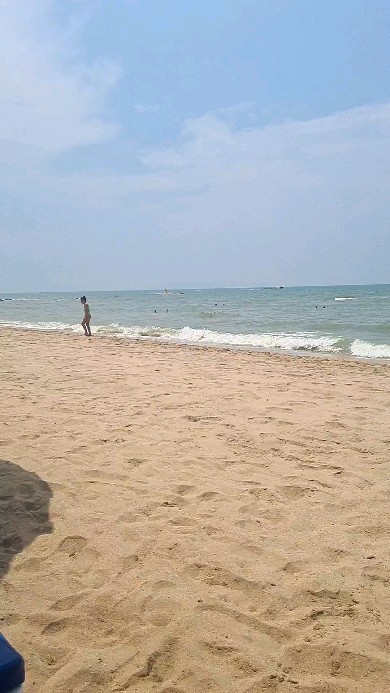 sergey_dodgy в LOOKY. #море,#Паттайя,#отпуск,#пратамнак,#Pattaya,#Jomtien,#sea,#phratamnak,#beach. И правда, как??? 🤷‍...