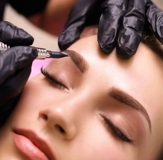 brow.kasta в LOOKY — Плюсы перманентного макияжа:
💯1. Долговременный эффект - Ва