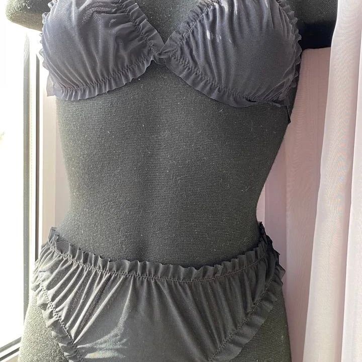 vikki_love_lingerie в LOOKY — #нижнеебелье 
Нижнее белье Влг сегодня вечером акция!!подпиш