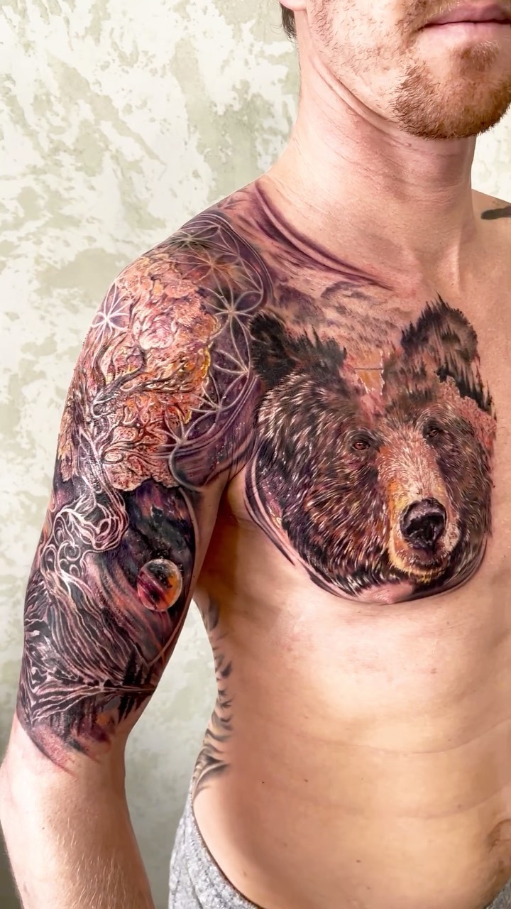 tvortatt в LOOKY. #татуировка,#татумастер,#татусалон,#татувмоскве,#красноярск,#москва,#tattoo,#tattoed,#bear,#animaltattoo. Коллаборация славянс...