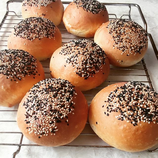 bannikova5654 в LOOKY. #egorteam#булочкидлябургеров#домашняявыпечка. Второй день пеку бул...