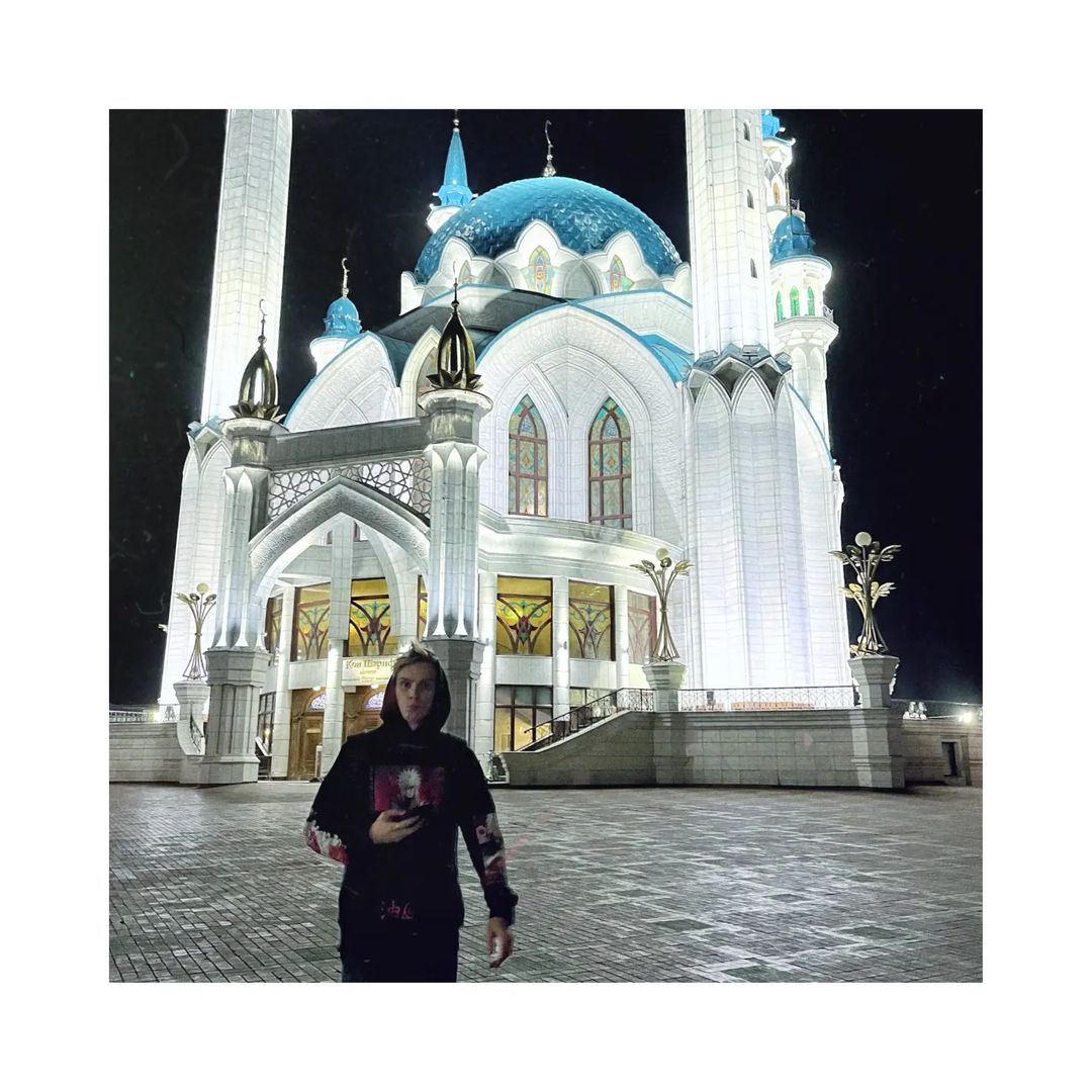 он воскрес в LOOKY — фото 4