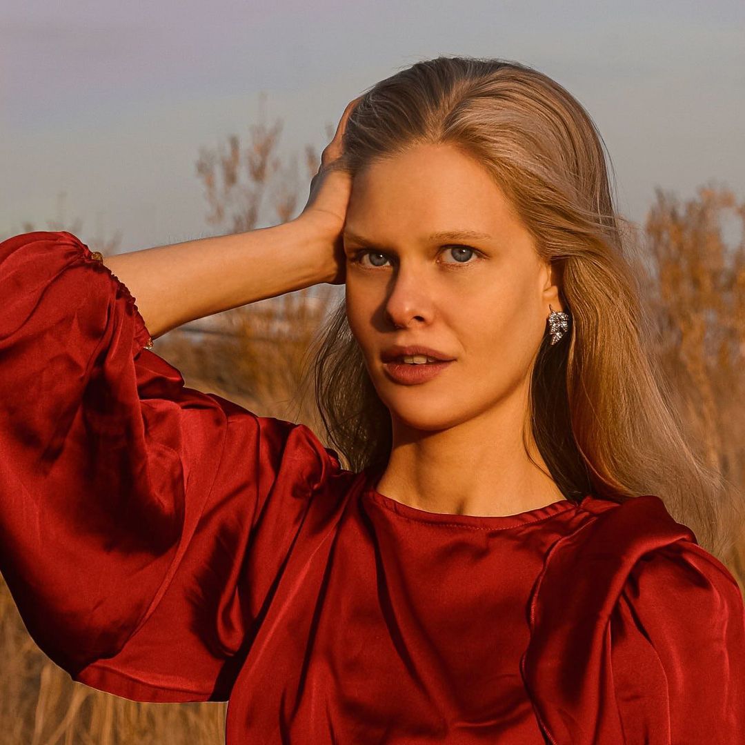 darina.v.ph in LOOKY. . Тут нет успешного ус...