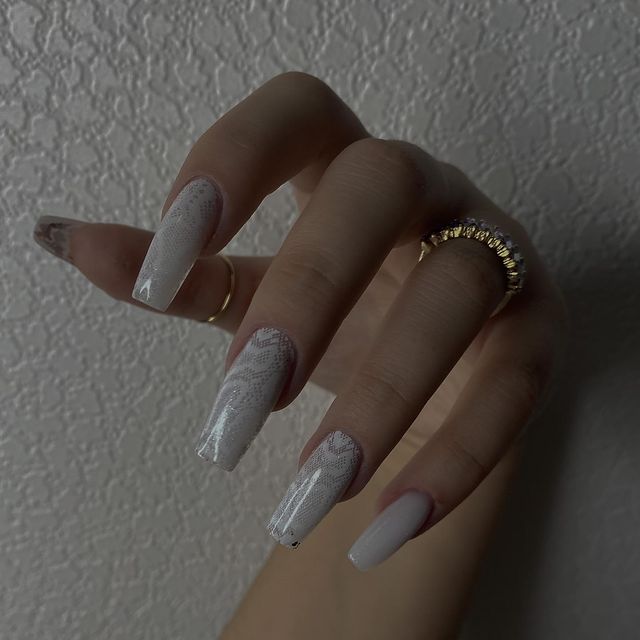 beriatox в LOOKY. #nails,#naildesigns,#nailart,#nailartist,#nailpolish,#manicure,#manicures,#manicurenails,#instagram,#inastanails,#estetica,#esteticista,#маникюр,#наращиваниеногтей,#наращивание,#дрожжино,#бутовопарк2,#южноебутово,#nailsofinstagram,#nailswag,#swag,#stayl,#nailstyle. 🏛Как то раз ….
Эти ...