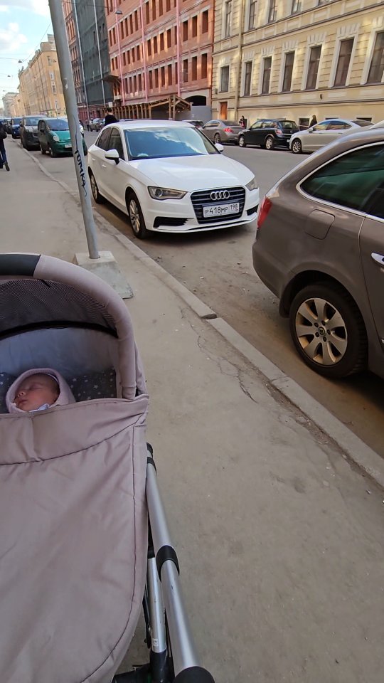 _artempavlov в LOOKY. #audi,#baby,#fail,#жиза,#ребёнок,#малышка,#доченька. Слишком засмотрелся ...