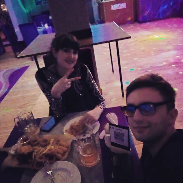 za_donbass_za_mir в LOOKY. #хинкальнаяновогиреевопрощай. На чиле на расслабон...