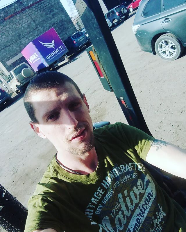 yaroslav_04_08_1995_ в LOOKY. . null