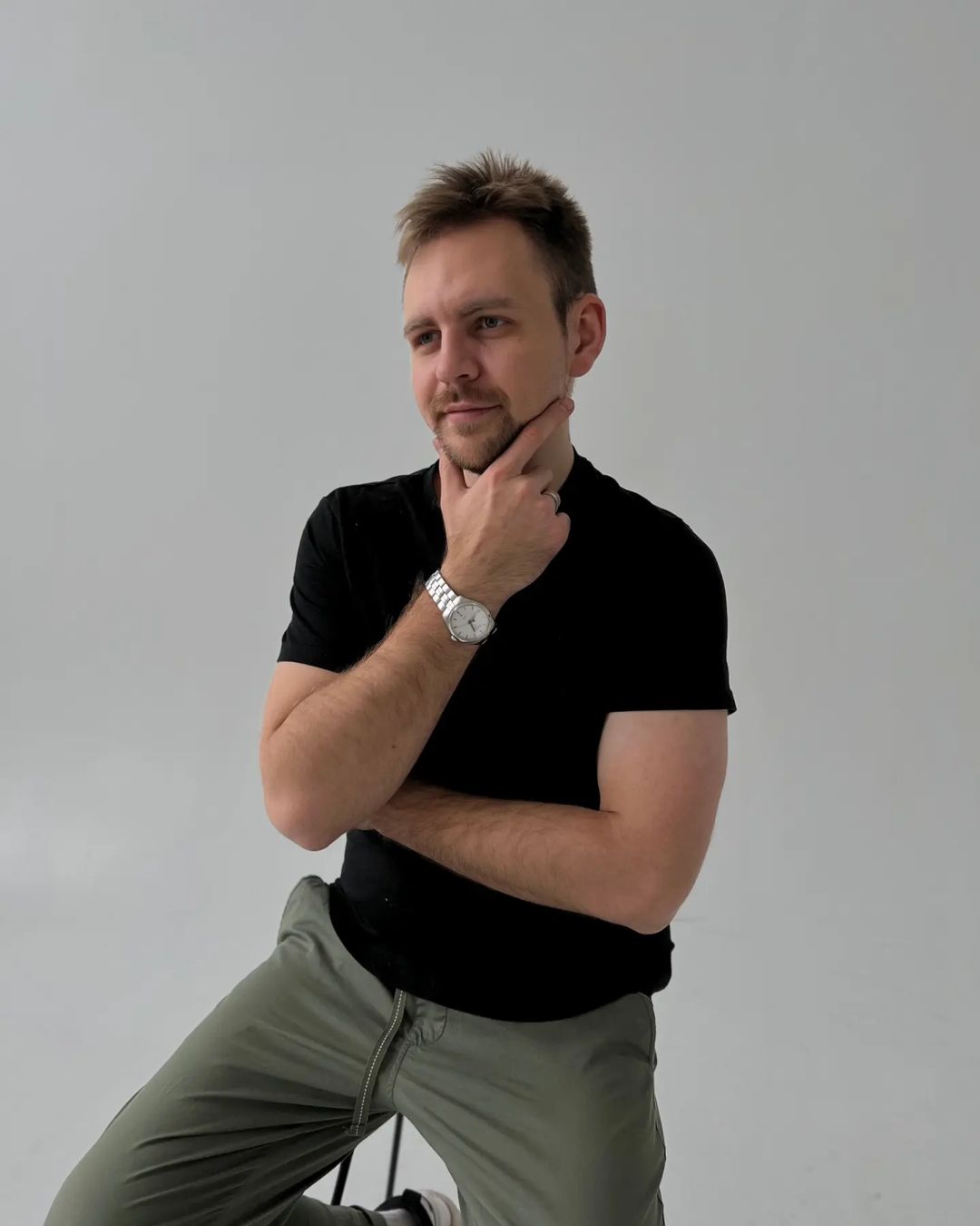 Я стал меценатом мероприятия.

7, 8, 9, 10 апреля в Челябинске больше 40 людей пришли за трансформацией своей жизни.

Тренинг направлен на проработку жизненного контекста и жизненной стратегии.

Это мало кто понимает, но именно контекст влияет на принятие наших важных жизненных решений, действий.

Все решения влияют на наш текущий результат. И если человека не устраивает текущая ситуация в жизни, мы помогаем поменять контекст и стратегию для совершенно других осознанных результатов. Это и есть трансформация.

Посмотри как это было @xy_training