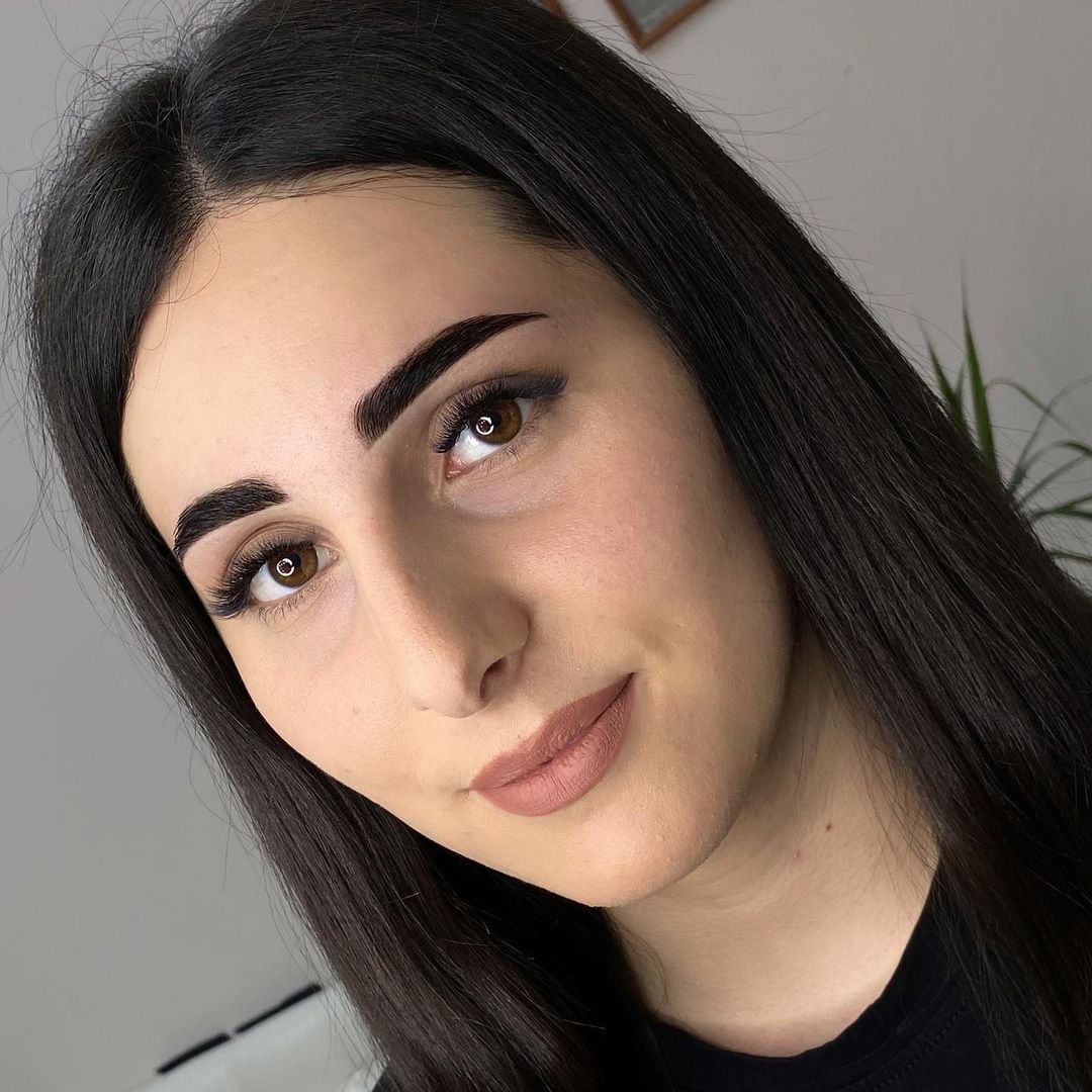 brow_lami.krd в LOOKY — Окрашивание хной #ekkobeauty 🖤
.
.
.
.
.
.
.
.
.
.
.
#брови
