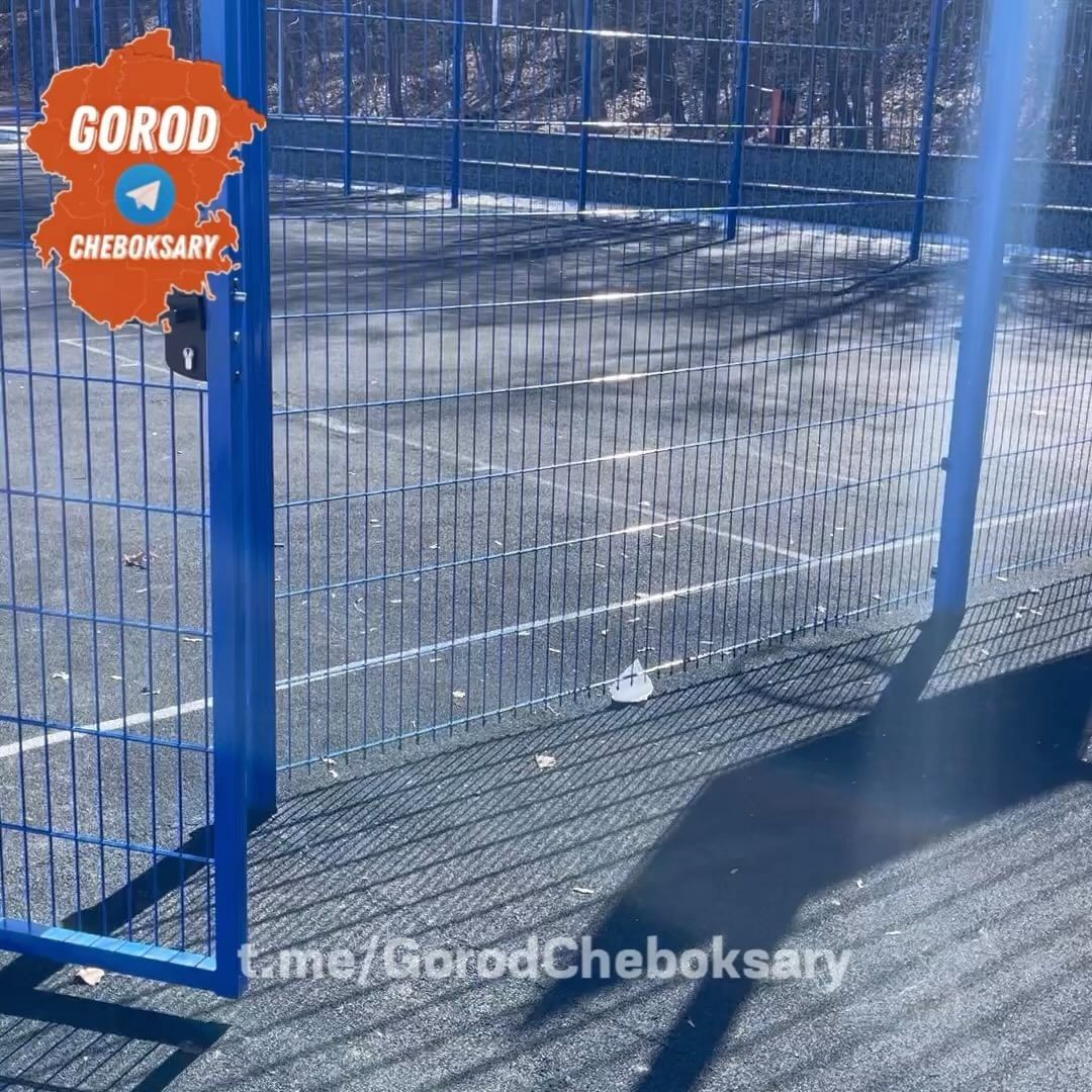 gorod.cheboksary в LOOKY. . Очень грязная площад...