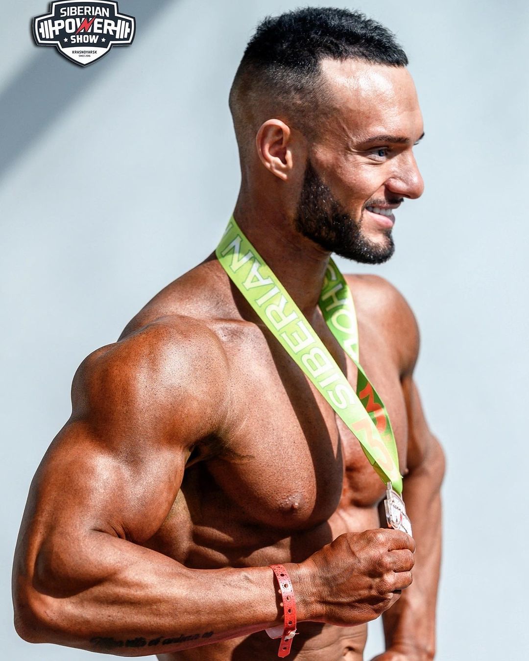 body_bond в LOOKY — Я готовлю людей к лету, свадьбе, новому году, соревнованиям 